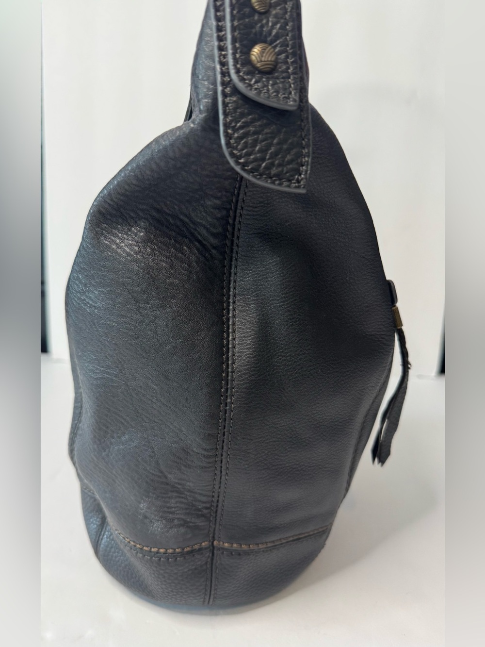 The Sak Sequoia Hobo Shoulder Bag, Black Pebbled Leather - Picture 5 of 16